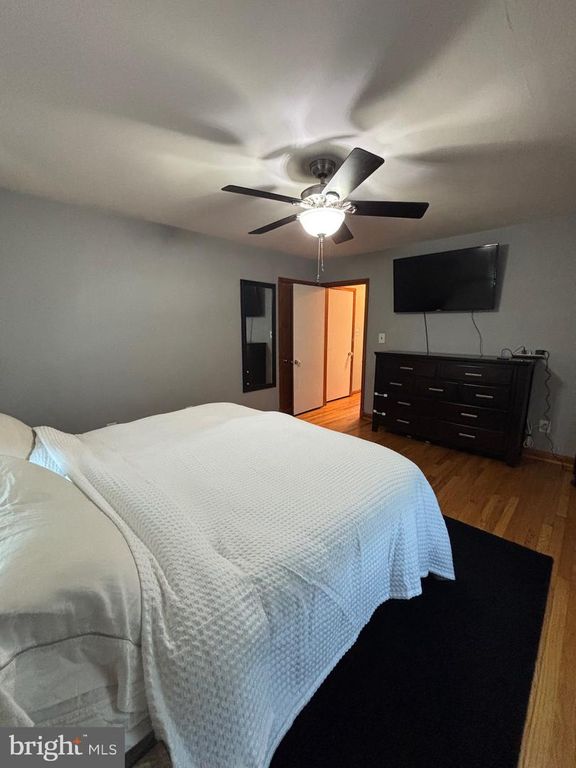 Image 11 of property listing at 1920 SUNBERRY RD, Baltimore, MD 21222