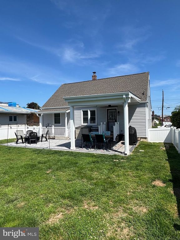 Image 24 of property listing at 1920 SUNBERRY RD, Baltimore, MD 21222