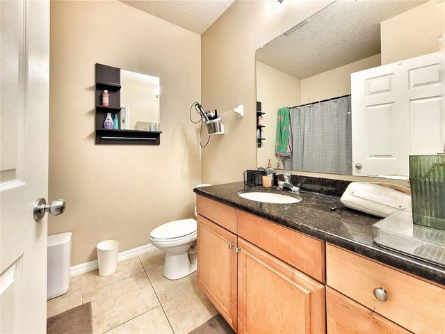 1185 SW 9TH ROAD 105, Gainesville, FL 32601