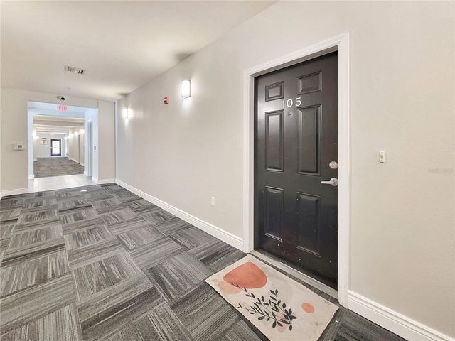 1185 SW 9TH ROAD 105, Gainesville, FL 32601