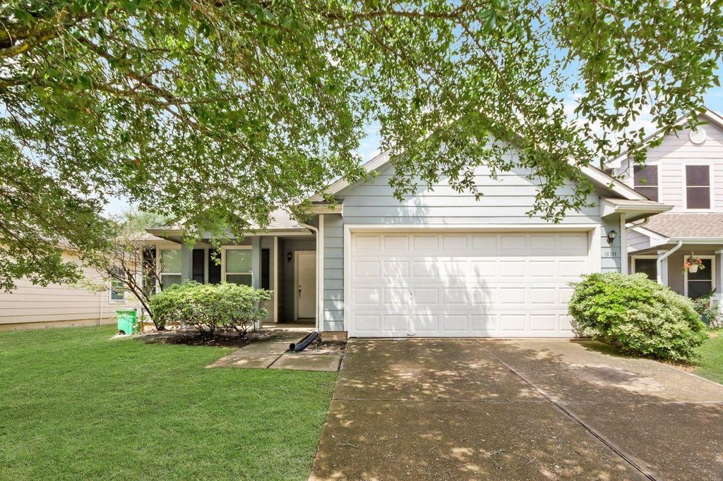 19711 Twin Rivers Drive, Tomball, TX 77375