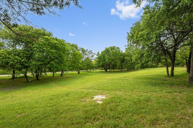 2928 Stickhorse Lane, Mckinney, TX 75071