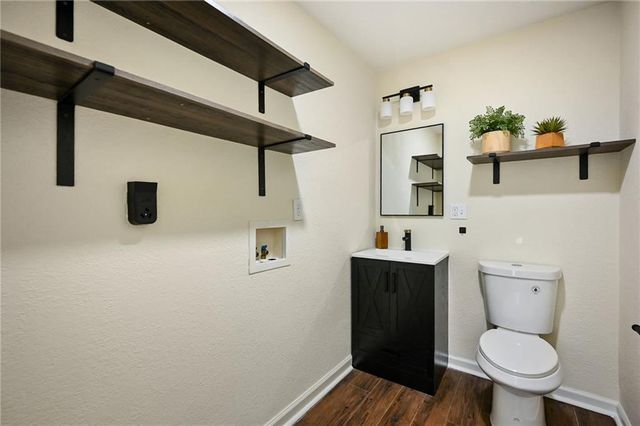 7601 High Grove Road, Grandview, MO 64030