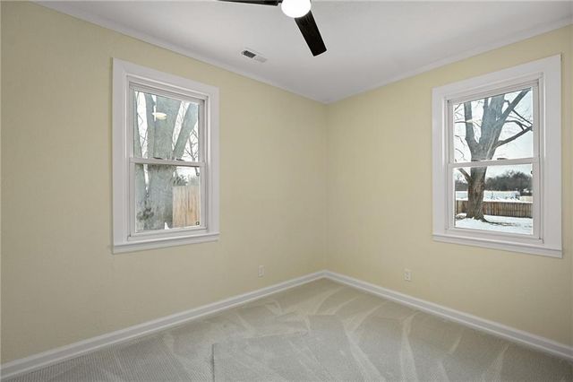 7601 High Grove Road, Grandview, MO 64030