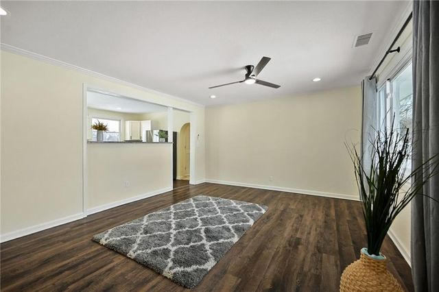 7601 High Grove Road, Grandview, MO 64030