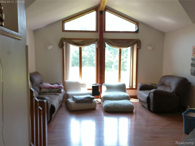 6140 Mcguire Road, Fenton, MI 48430