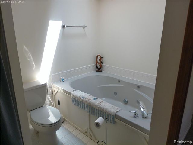 6140 Mcguire Road, Fenton, MI 48430