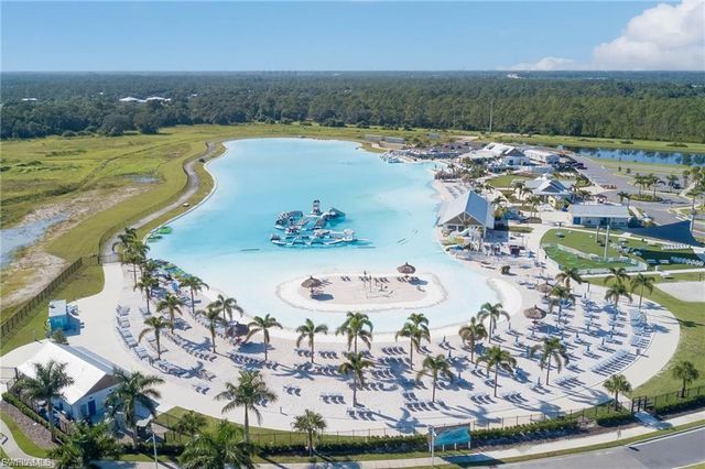 8705 Swell Brooks CT, North Fort Myers, FL 33917