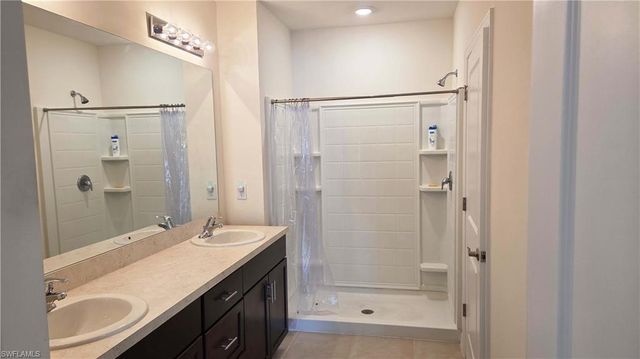 8705 Swell Brooks CT, North Fort Myers, FL 33917