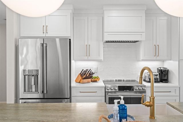 280 N JULIA CIRCLE, St Pete Beach, FL 33706