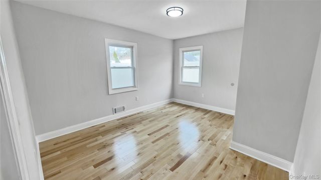 27 Sewell Street, Hempstead, NY 11550