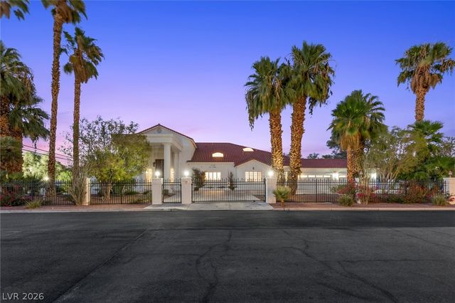 1533 Westwood Drive, Las Vegas, NV 89102