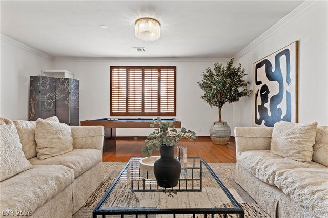 1533 Westwood Drive, Las Vegas, NV 89102