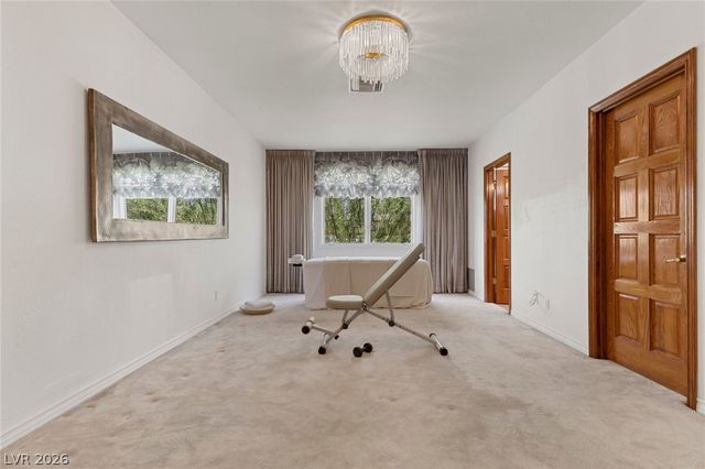 1533 Westwood Drive, Las Vegas, NV 89102