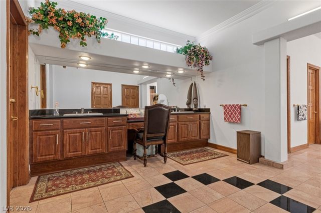 1533 Westwood Drive, Las Vegas, NV 89102