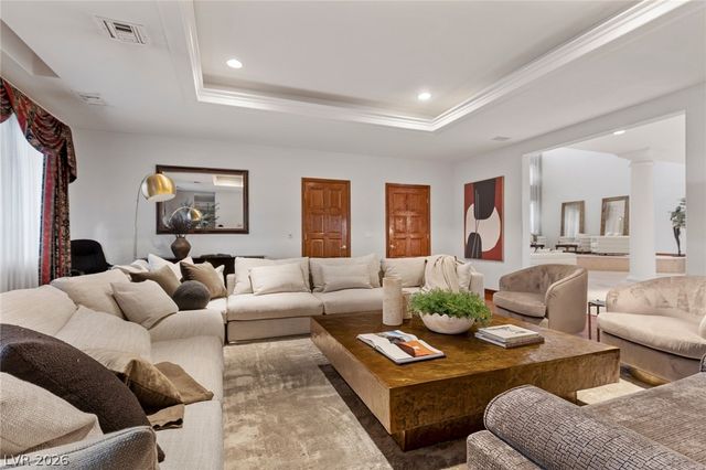 1533 Westwood Drive, Las Vegas, NV 89102