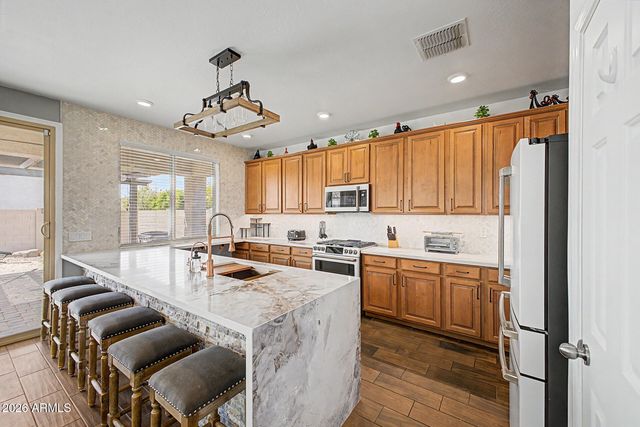 1815 W COTTONWOOD Lane, Phoenix, AZ 85045