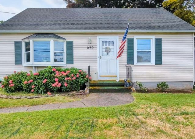 1439 Spencerport Road, Gates, NY 14606
