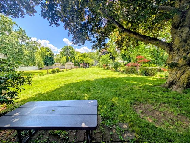 1439 Spencerport Road, Gates, NY 14606