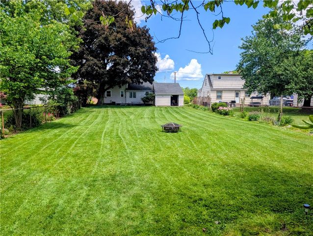 1439 Spencerport Road, Gates, NY 14606