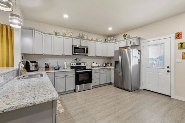 1512 Kennedy Street, Bonham, TX 75418