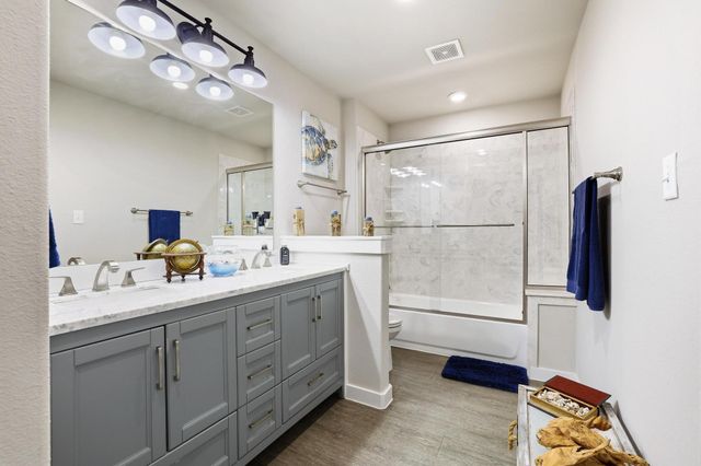 1512 Kennedy Street, Bonham, TX 75418