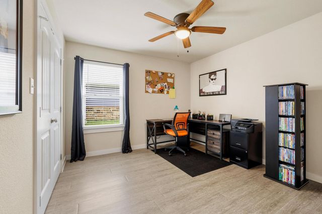 1512 Kennedy Street, Bonham, TX 75418