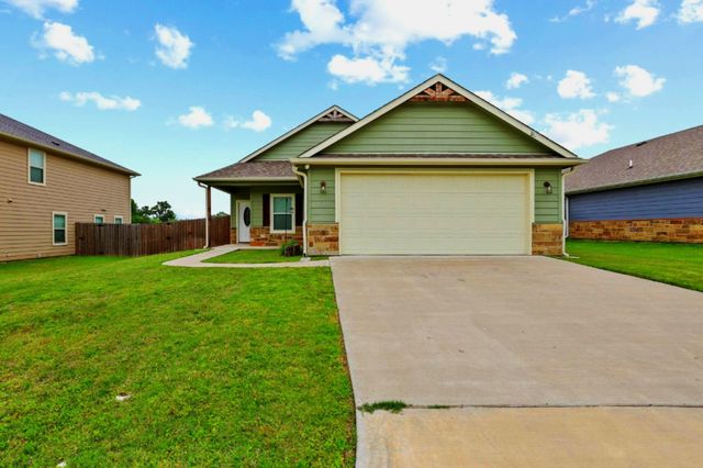 1512 Kennedy Street, Bonham, TX 75418