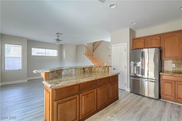 8021 Dancing Springs Street, Las Vegas, NV 89143