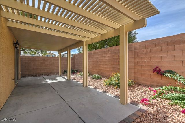 8021 Dancing Springs Street, Las Vegas, NV 89143