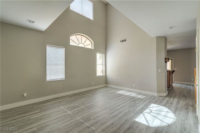 8021 Dancing Springs Street, Las Vegas, NV 89143