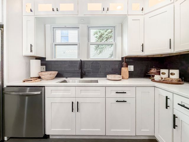 3128 Arthur Avenue, Brookfield, IL 60513