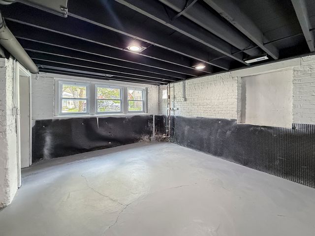 3128 Arthur Avenue, Brookfield, IL 60513