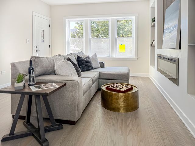 3128 Arthur Avenue, Brookfield, IL 60513