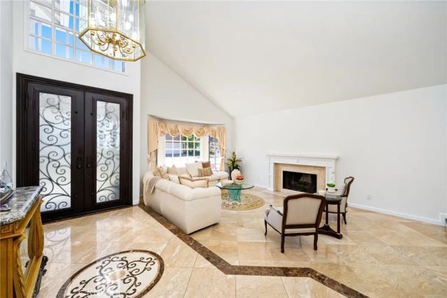 4185 Shorebreak, Huntington Beach, CA 92649