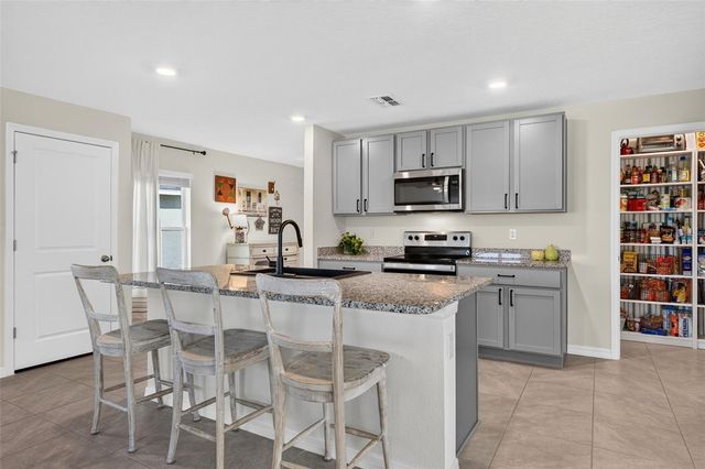 10137 CHARLOTTE DRIVE, Parrish, FL 34219