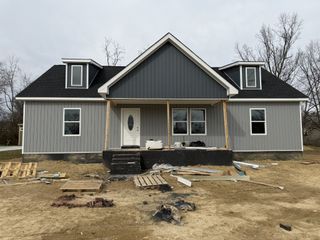 322 Cassie Dr, Lafayette, TN 37083