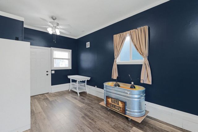 515 Franklin Ave, Mulvane, KS 67110