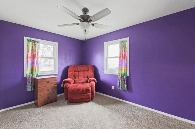 515 Franklin Ave, Mulvane, KS 67110