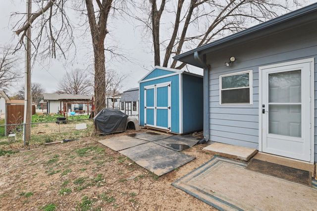 515 Franklin Ave, Mulvane, KS 67110