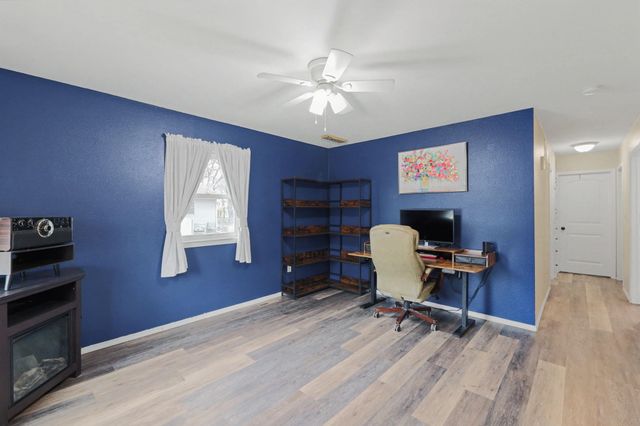 515 Franklin Ave, Mulvane, KS 67110