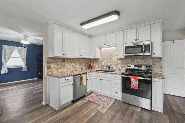 515 Franklin Ave, Mulvane, KS 67110