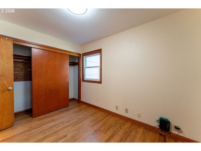 5276 Ne 73RD Ave, Portland, OR 97218