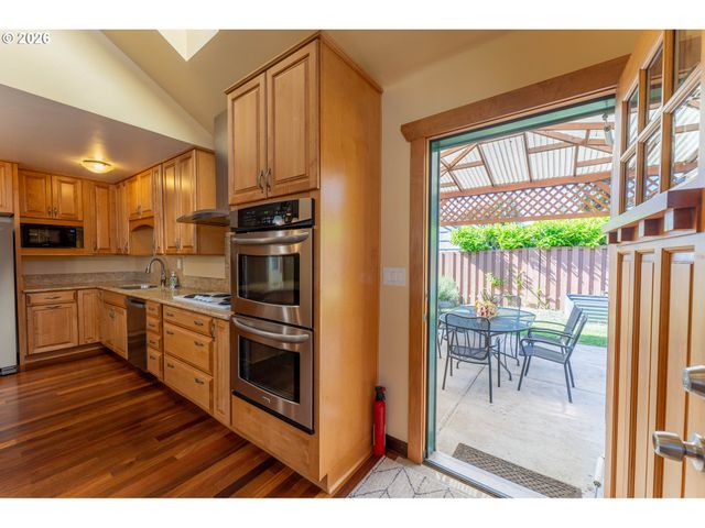 5276 Ne 73RD Ave, Portland, OR 97218