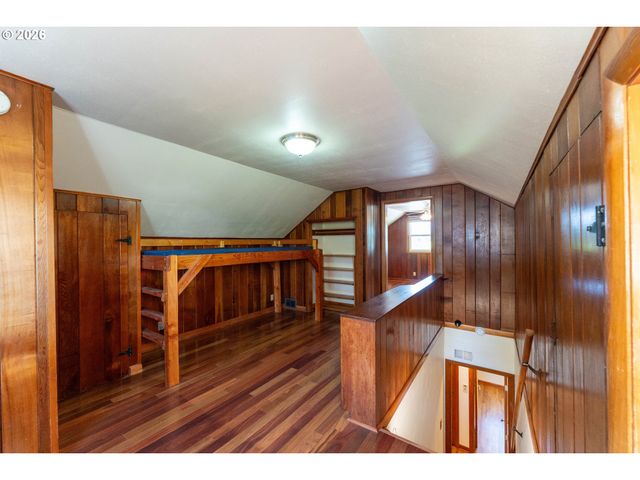 5276 Ne 73RD Ave, Portland, OR 97218