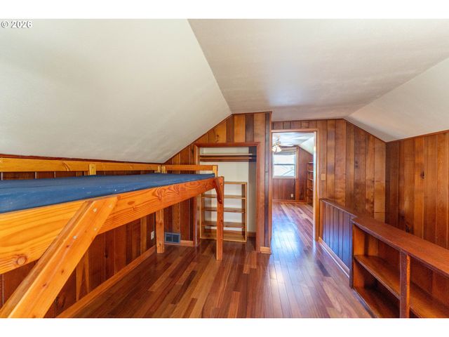 5276 Ne 73RD Ave, Portland, OR 97218