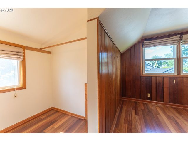 5276 Ne 73RD Ave, Portland, OR 97218