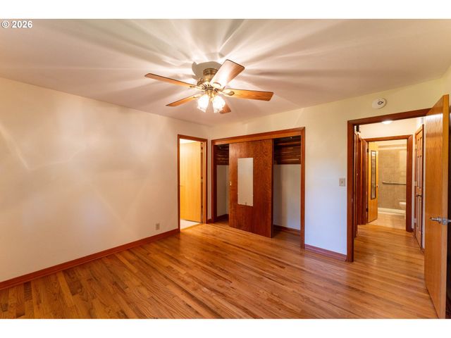5276 Ne 73RD Ave, Portland, OR 97218