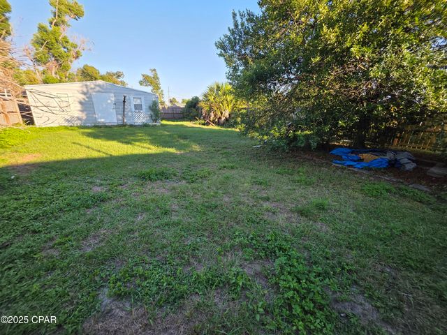 228 N East Avenue, Panama City, FL 32401