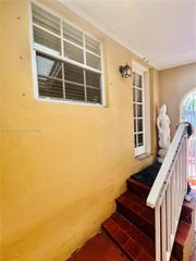 2424 SW 18th Ave APT, Miami, FL 33145